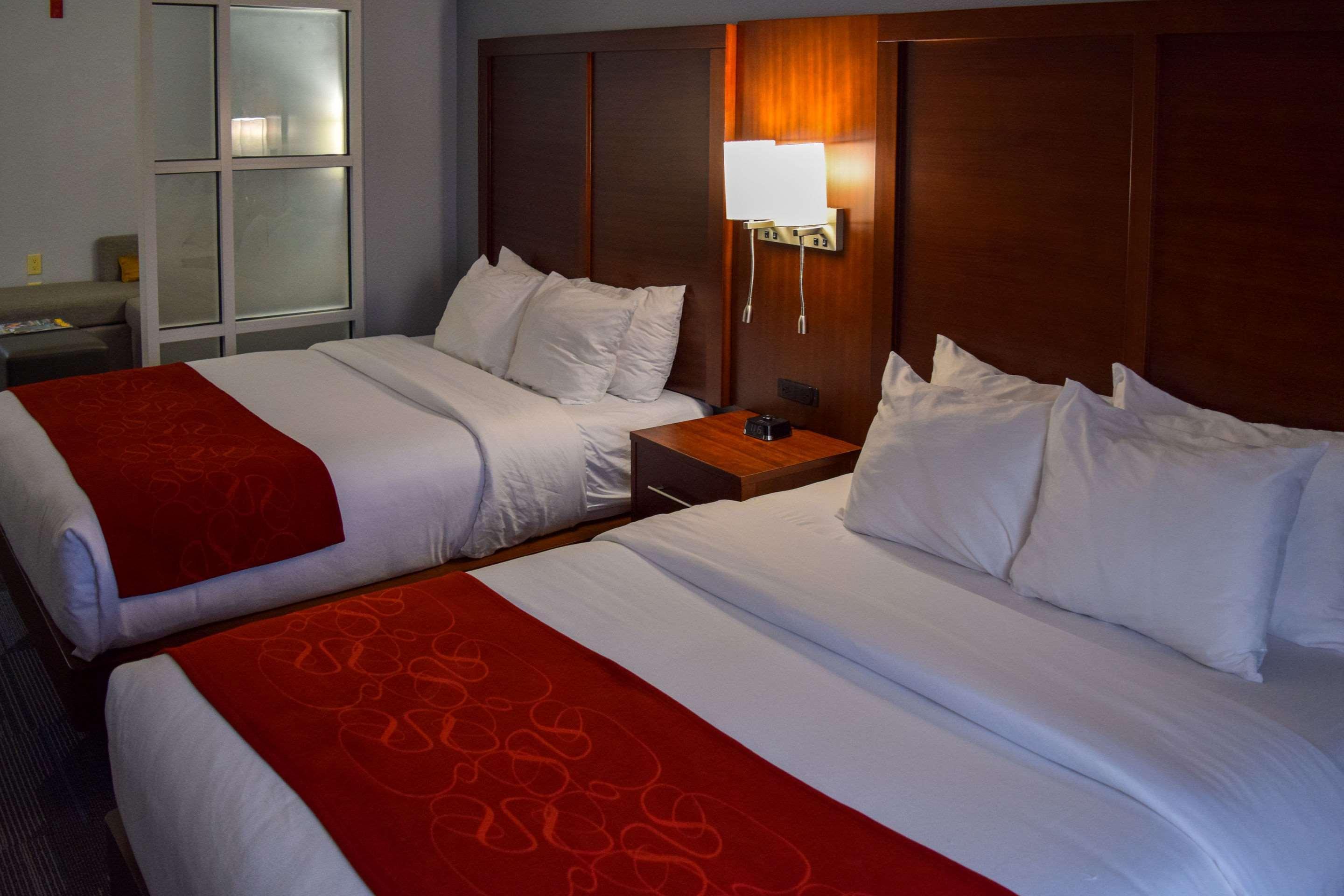 Comfort Suites Olive Branch - Memphis South Екстер'єр фото