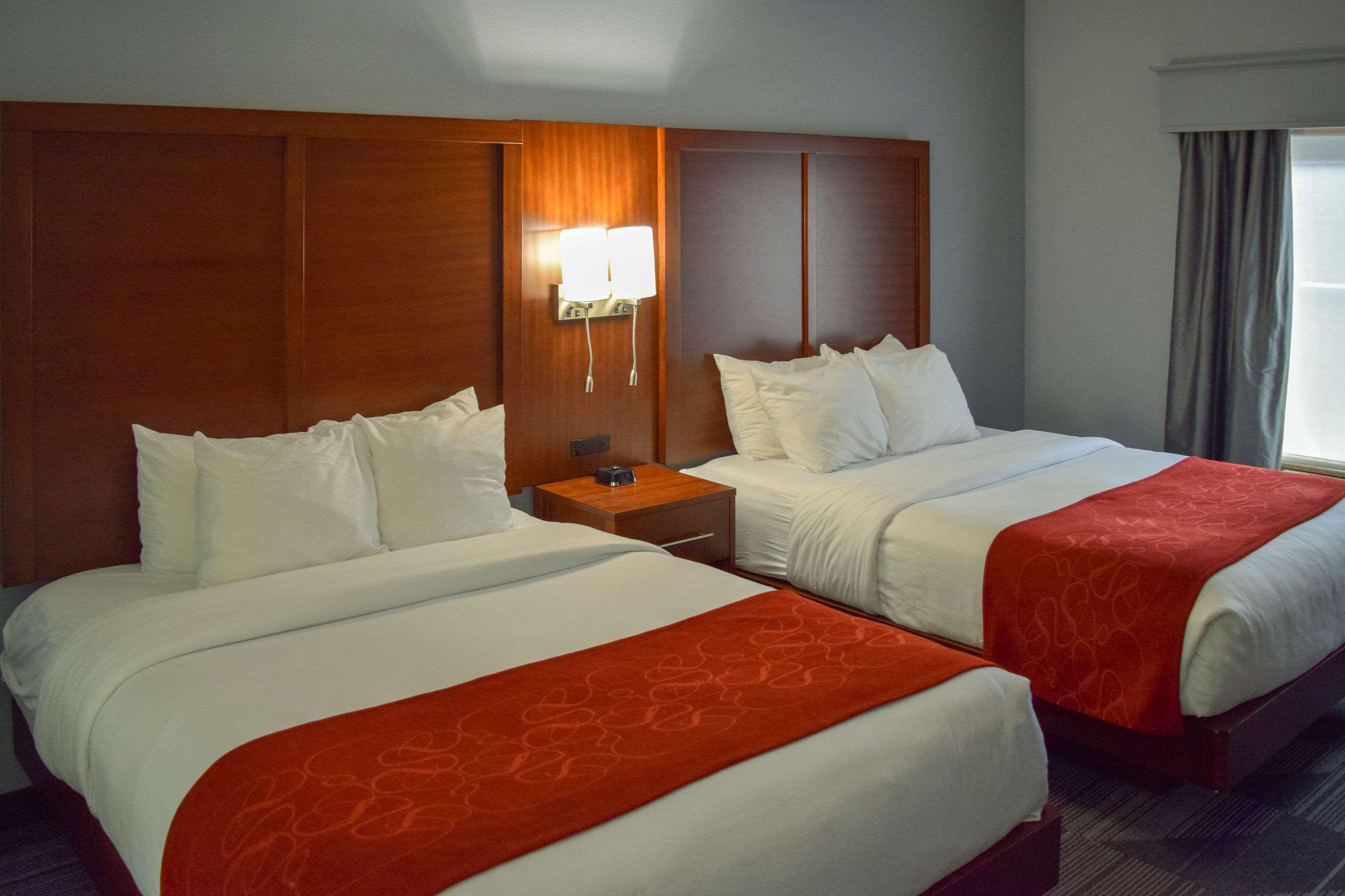 Comfort Suites Olive Branch - Memphis South Екстер'єр фото