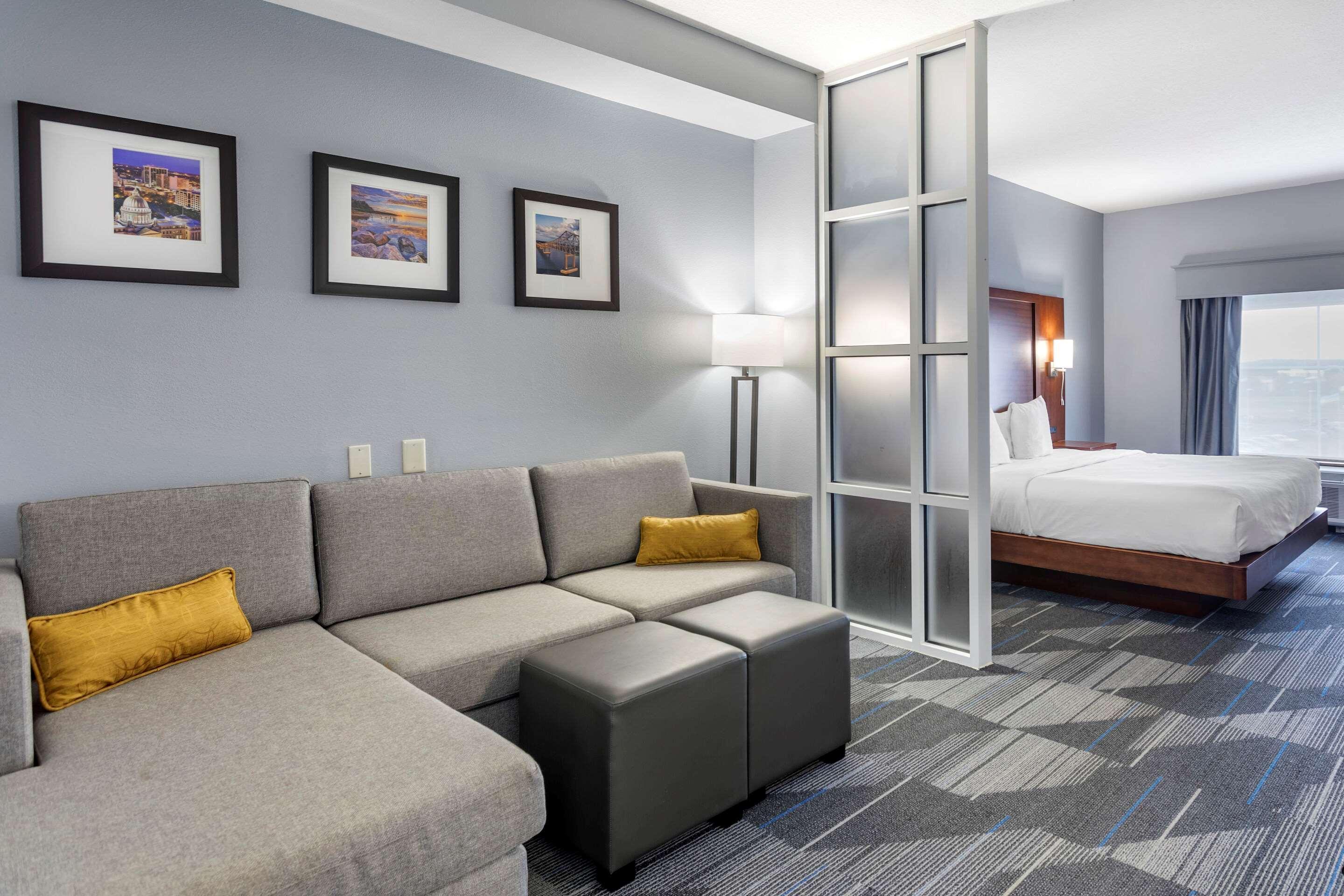 Comfort Suites Olive Branch - Memphis South Екстер'єр фото