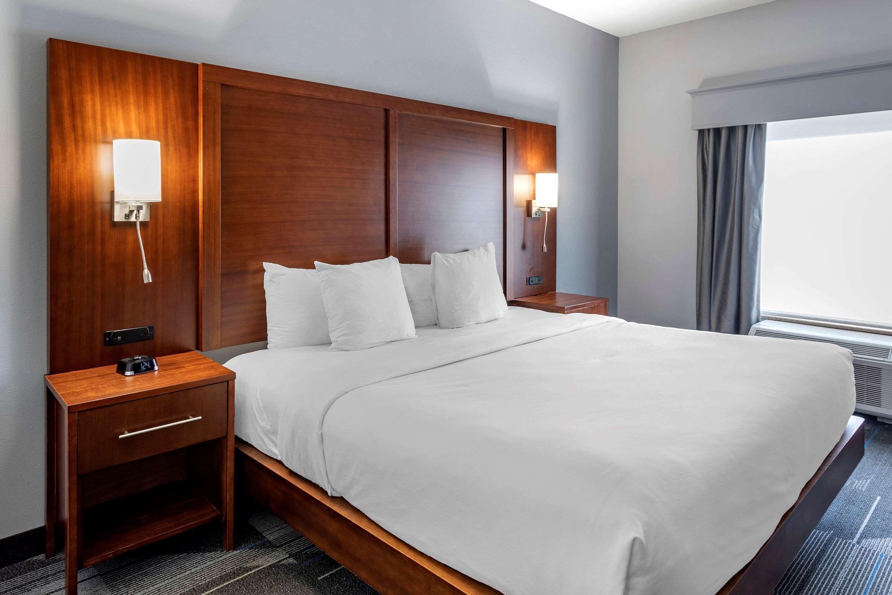 Comfort Suites Olive Branch - Memphis South Екстер'єр фото