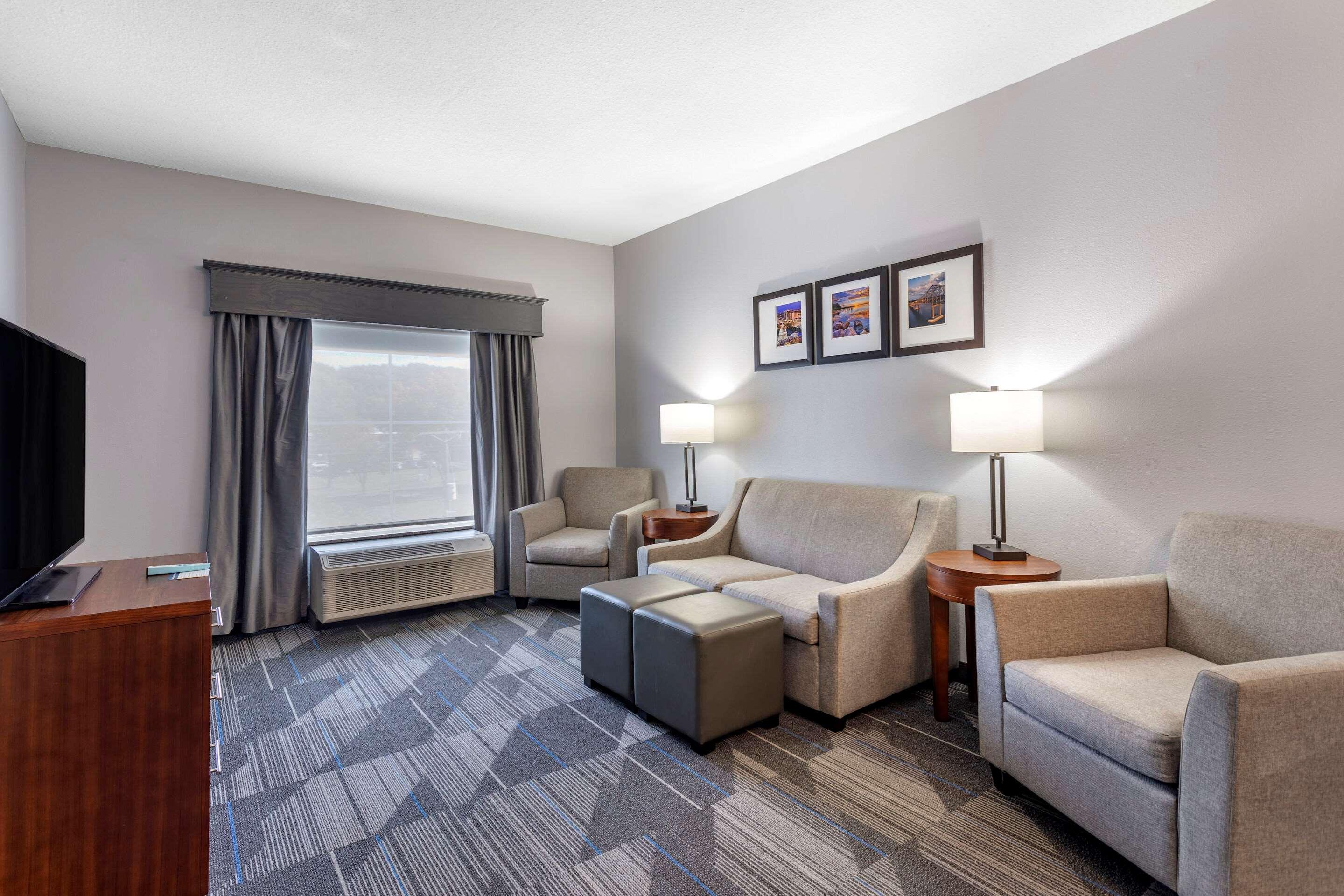 Comfort Suites Olive Branch - Memphis South Екстер'єр фото