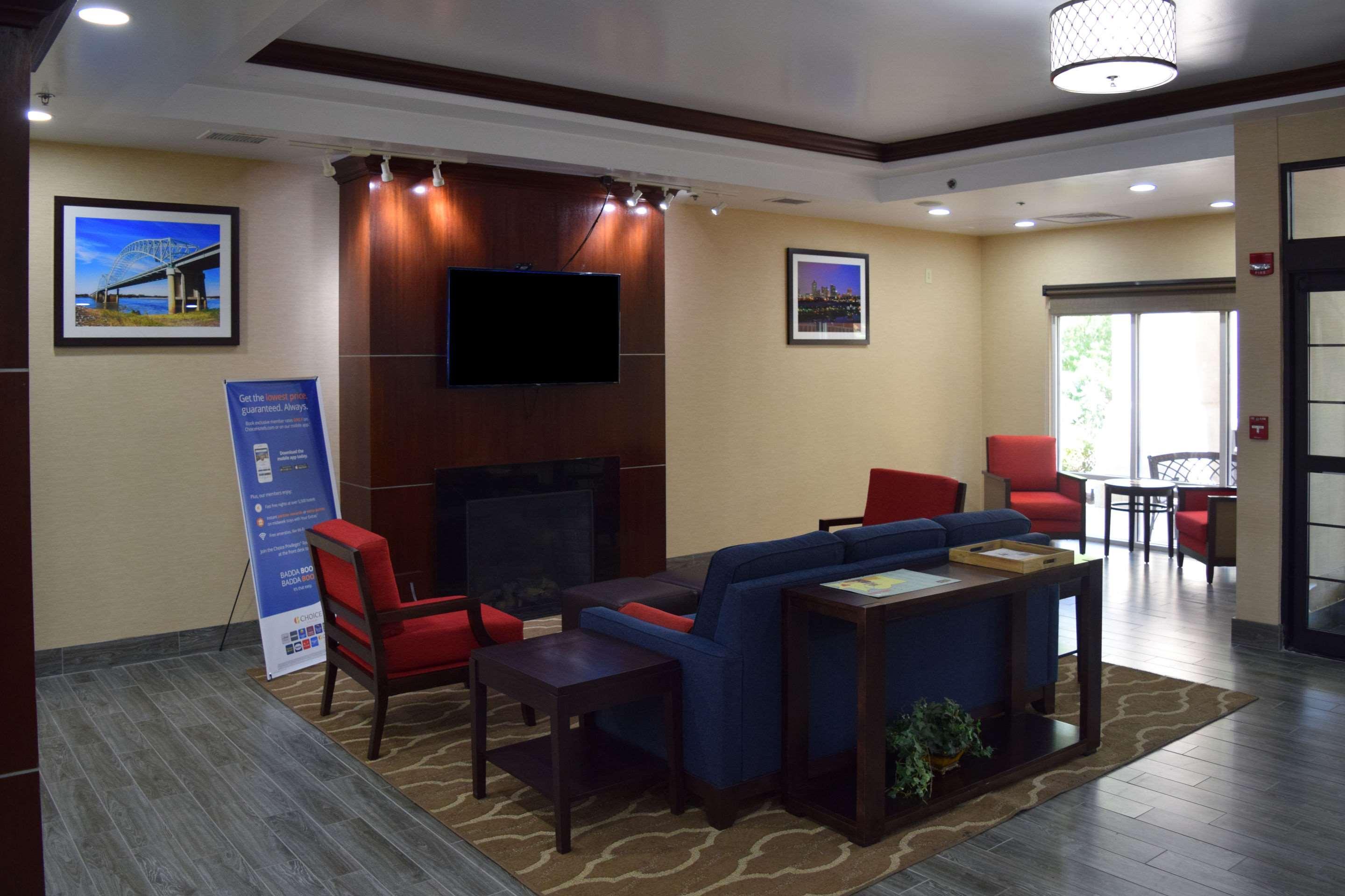 Comfort Suites Olive Branch - Memphis South Екстер'єр фото