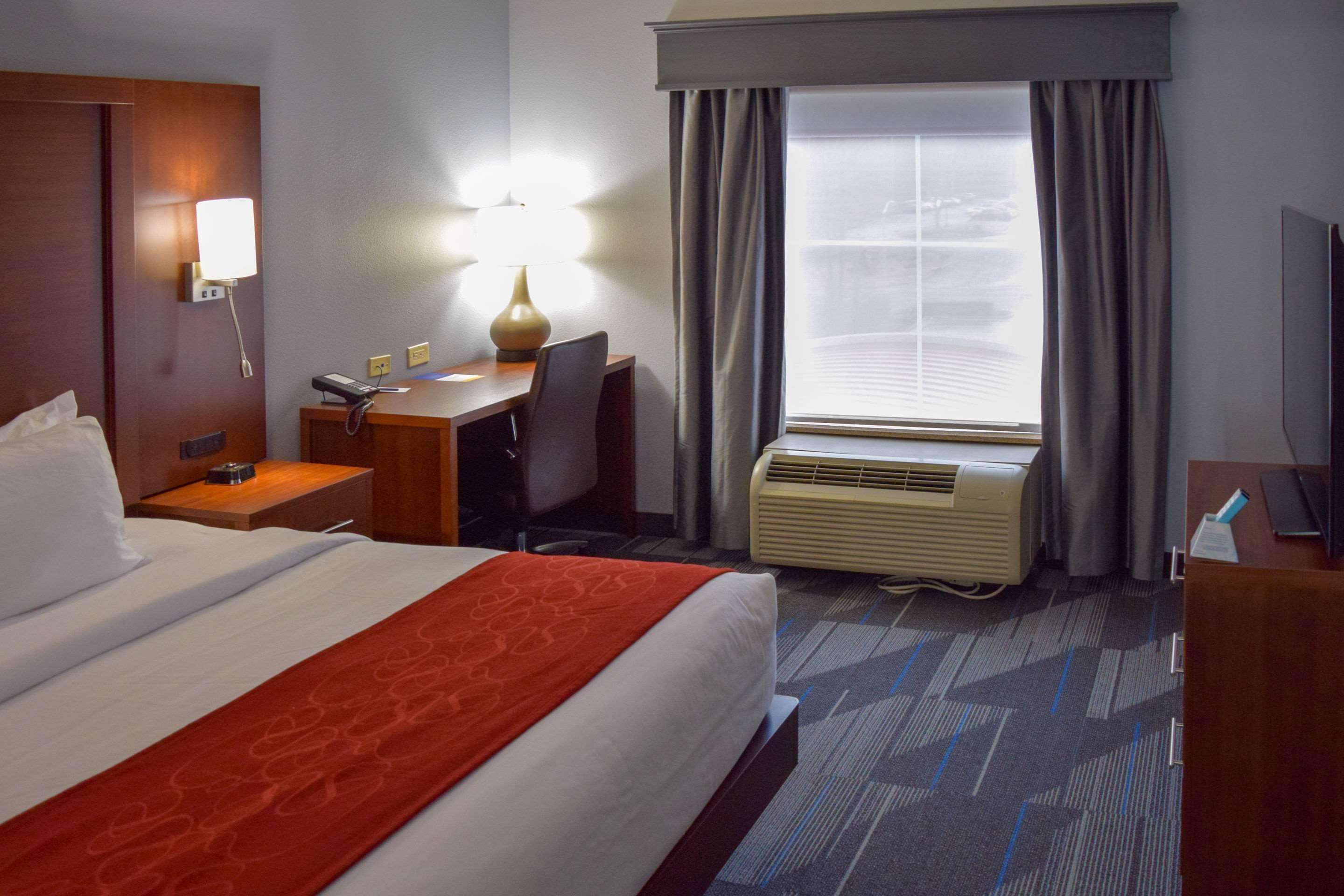 Comfort Suites Olive Branch - Memphis South Екстер'єр фото