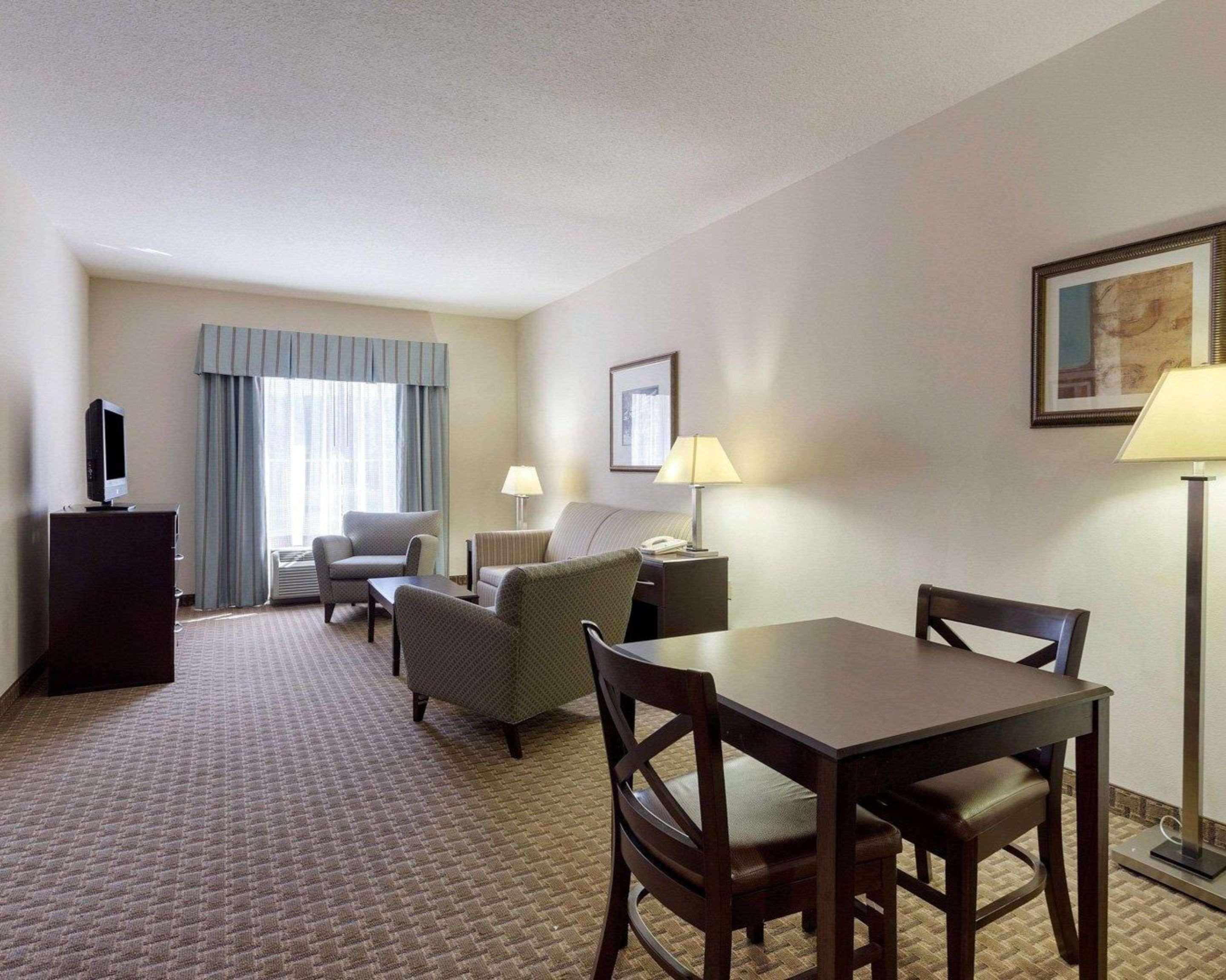 Comfort Suites Olive Branch - Memphis South Екстер'єр фото