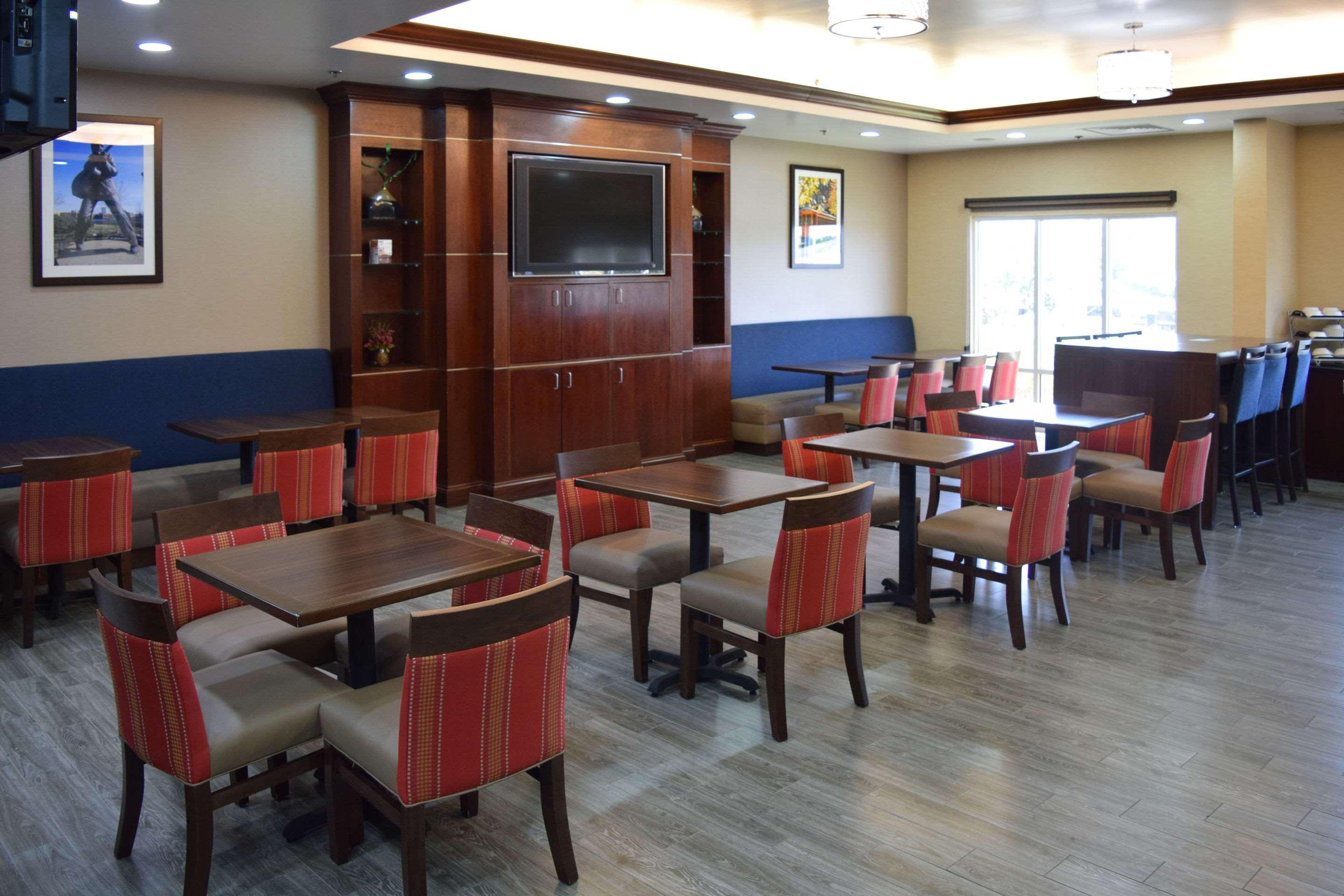 Comfort Suites Olive Branch - Memphis South Екстер'єр фото